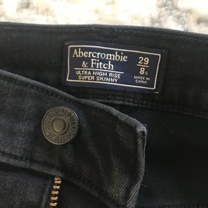 Abercrombie & Fitch Ultra High Rise Black skinny